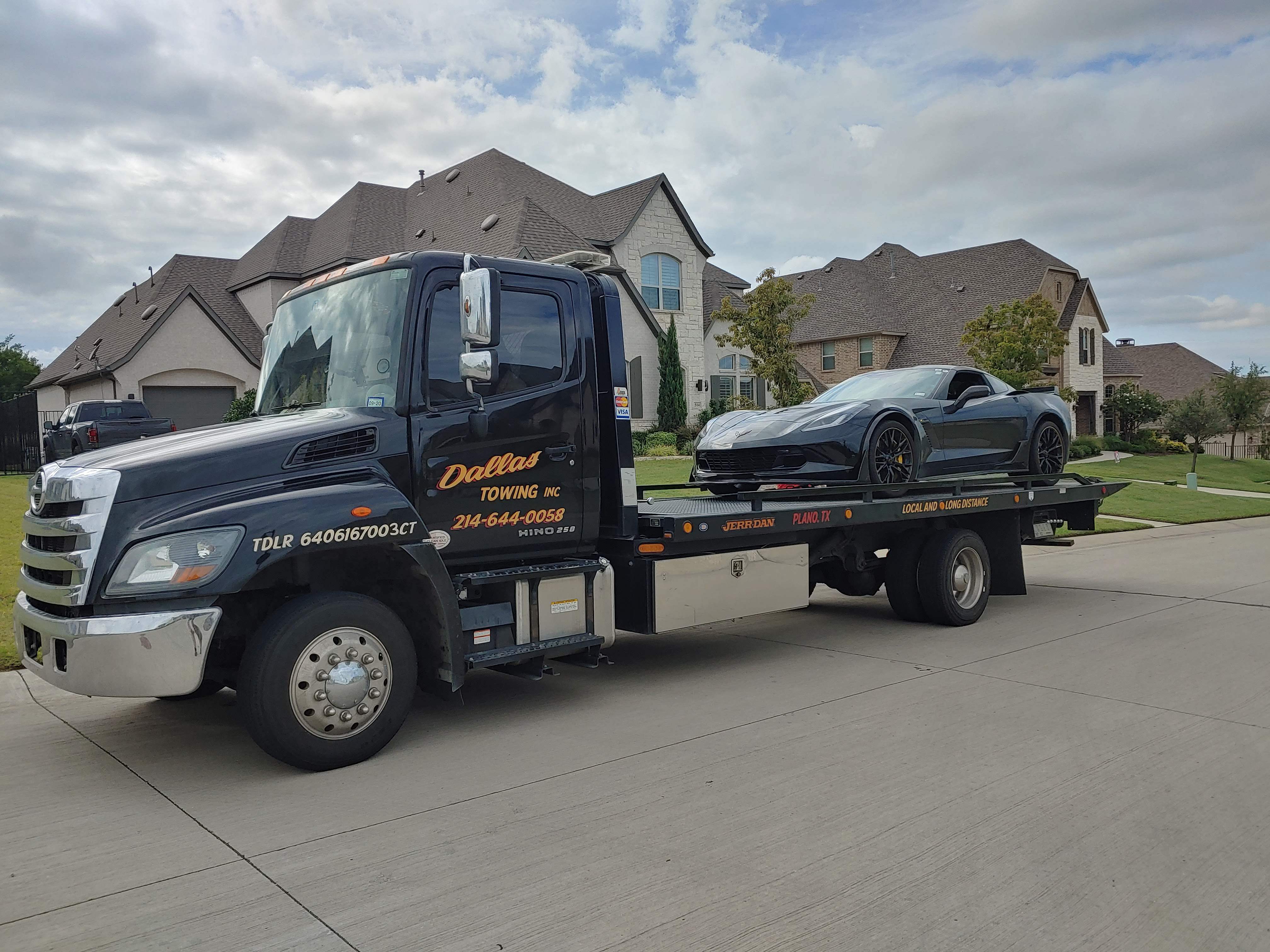 Flatbed Tow Truck In Dallas business image in Dallas, TX